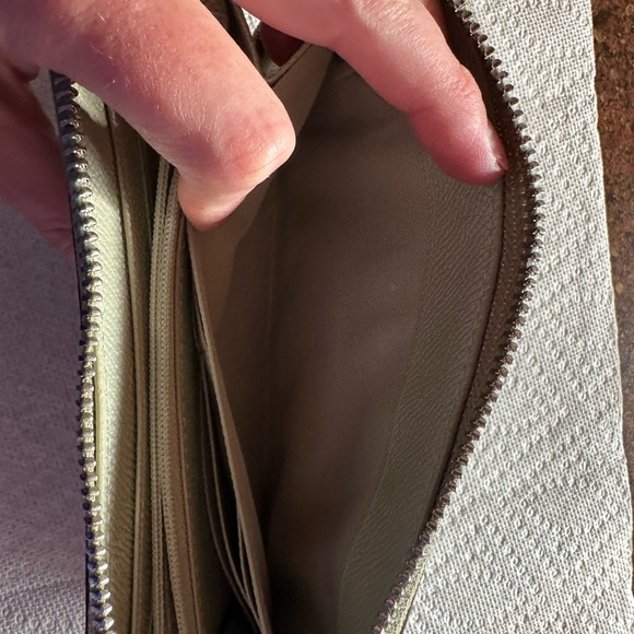 Coach Wallet - Picture 5 of 6